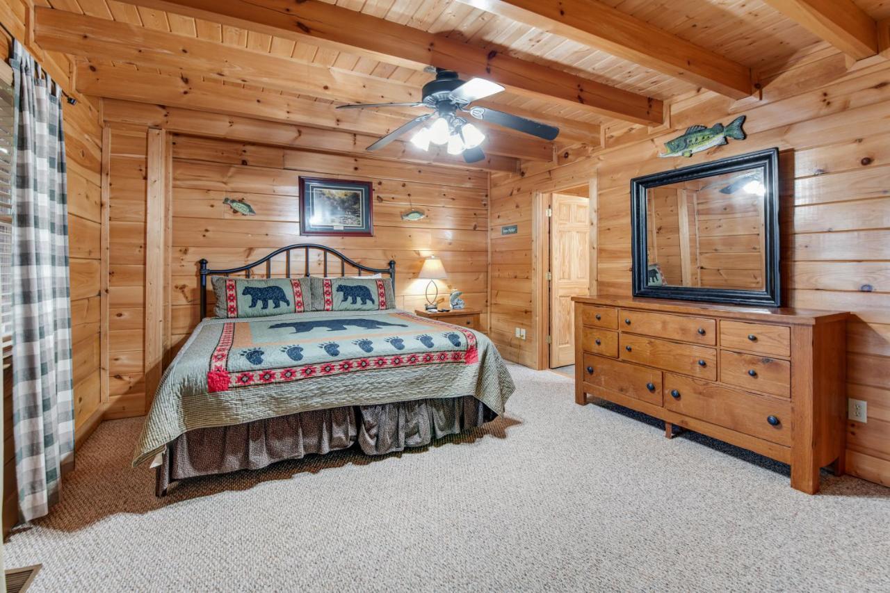 Lumberjack Rack Holiday home Sevierville